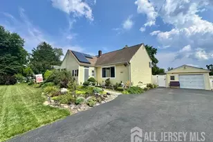227 Old Stage Rd, Spotswood, NJ 08884 - Photo 5