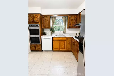 13 Traci Lane, Edison, NJ 08817 - Photo 5
