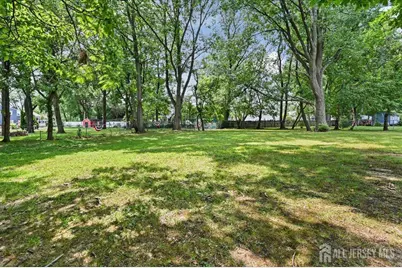 8 Dusko Drive, Sayreville, NJ 08859 - Photo 39