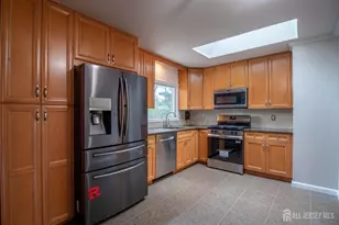 29 Tompkins Rd, East Brunswick Township, NJ 08816 - Photo 5