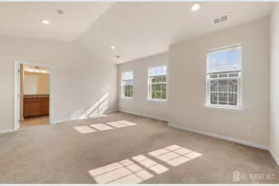 1423 Hudson Circle #1423, Highland Park, NJ 08904 - Photo 17