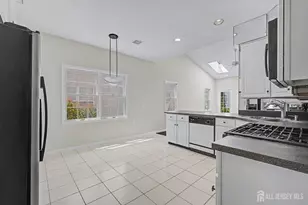 17 Umberland Pl, Monroe Township, NJ 08831 - Photo 15