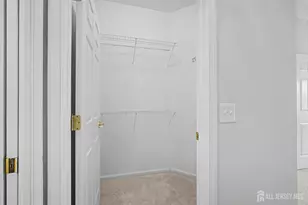 17 Umberland Pl, Monroe Township, NJ 08831 - Photo 25