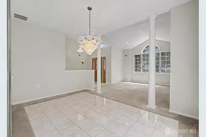 17 Umberland Place, Monroe Township, NJ 08831 - Photo 9