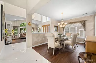 8 Sherwood Dr, Monroe Township, NJ 08831 - Photo 9