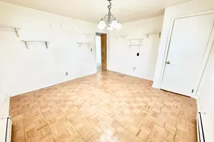 674 Cedar St, Colonia, NJ 07067 - Photo 9