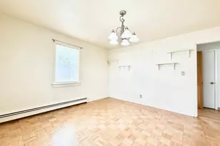 674 Cedar St, Colonia, NJ 07067 - Photo 7
