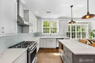 55 Lambiance Ct, Highland Park, NJ 08904 - Photo 7