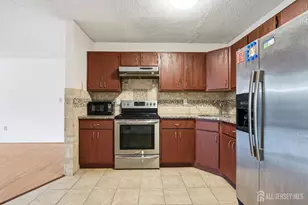 334 Lancaster Ct, Piscataway Township, NJ 08854 - Photo 9