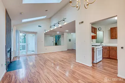 2 Farnham Square, Sayreville, NJ 08859 - Photo 13