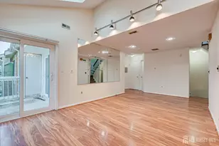 2 Farnham Square, Sayreville, NJ 08859 - Photo 11