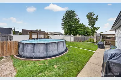 16 Birch Street, Carteret, NJ 07008 - Photo 25