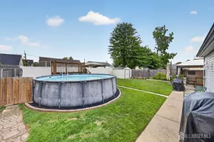 16 Birch St, Carteret, NJ 07008 - Photo 25
