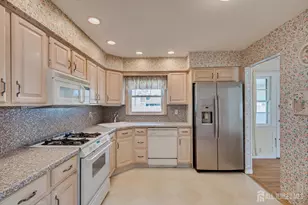 12 Dixon Dr, Woodbridge Township, NJ 07095 - Photo 19