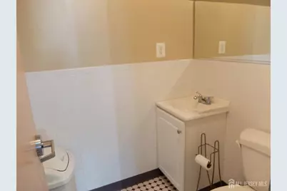 1076 State 18 Route, East Brunswick Township, NJ 08816 - Photo 11