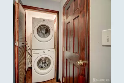123 Lake View Boulevard, Edison, NJ 08817 - Photo 13