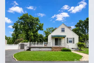 123 Lake View Boulevard, Edison, NJ 08817 - Photo 3