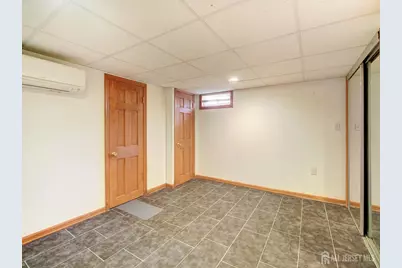 123 Lake View Boulevard, Edison, NJ 08817 - Photo 19
