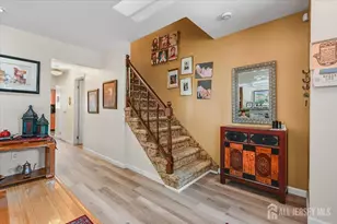 27 Highview Dr, Woodbridge Township, NJ 07095 - Photo 5