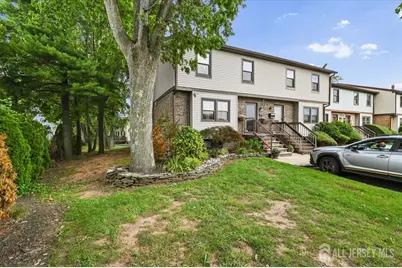 27 Highview Drive, Woodbridge Township, NJ 07095 - Photo 3
