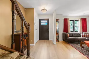 27 Highview Dr, Woodbridge Township, NJ 07095 - Photo 1