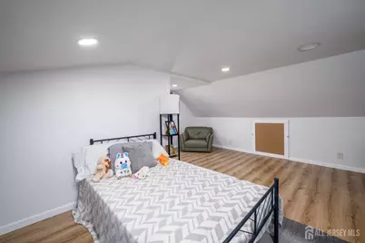 98 Daniel Street, Carteret, NJ 07008 - Photo 23