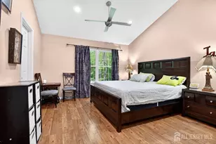 64 Ashford Dr, Plainsboro Township, NJ 08536 - Photo 15