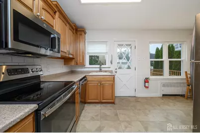 [Address not provided], Union Township, NJ 07083 - Photo 11