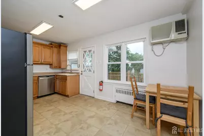 [Address not provided], Union Township, NJ 07083 - Photo 9