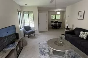 702 Jacob Ct, South Brunswick Township, NJ 08810 - Photo 3