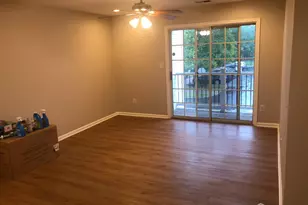 827 Waterford Dr, Edison, NJ 08817 - Photo 3