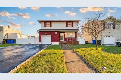 14 Carteret Street, Port Reading, NJ 07064 - Photo 1