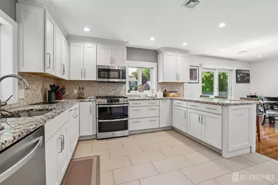 207 Stoughton Avenue, Cranford Township, NJ 07016 - Photo 17