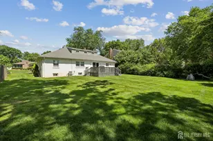 207 Stoughton Ave, Cranford Township, NJ 07016 - Photo 3