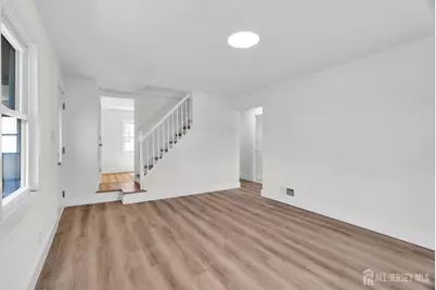 414 S Pine Avenue S, Sayreville, NJ 08879 - Photo 9