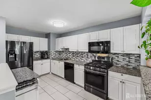 262 Retta Ct, Piscataway Township, NJ 08854 - Photo 7