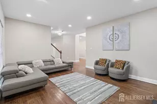 30 Larkspur Dr, South Brunswick Township, NJ 08810 - Photo 11