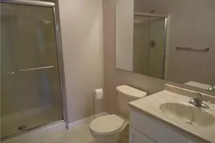 313 Wimbeldon Ct, North Brunswick Township, NJ 08902 - Photo 9