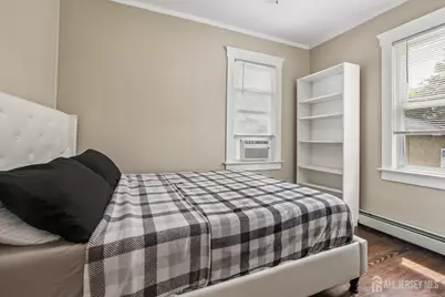 [Address not provided], Woodbridge Township, NJ 07095 - Photo 11
