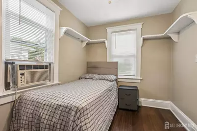 [Address not provided], Woodbridge Township, NJ 07095 - Photo 9