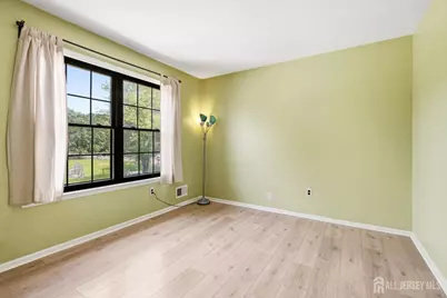 51 Pheasant Run, Edison, NJ 08820 - Photo 17