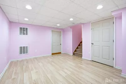 51 Pheasant Run, Edison, NJ 08820 - Photo 21