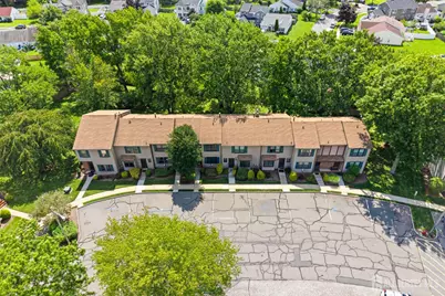 51 Pheasant Run, Edison, NJ 08820 - Photo 3