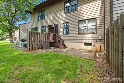 51 Pheasant Run, Edison, NJ 08820 - Photo 25