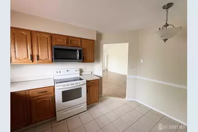 7 Daniel Webster Avenue #D, Monroe Township, NJ 08831 - Photo 7