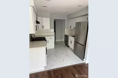 1008 Hidden Village Drive, Perth Amboy, NJ 08861 - Photo 23