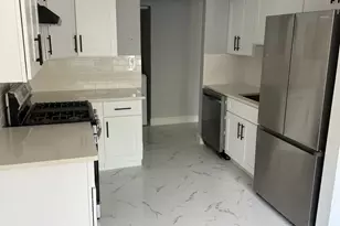 1008 Hidden Village Dr, Perth Amboy, NJ 08861 - Photo 23