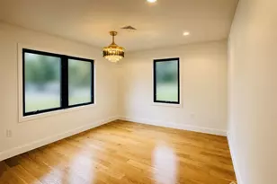 19 Lisa Ct, Colonia, NJ 07067 - Photo 11