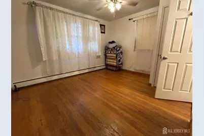 129 Hampton Street, Metuchen, NJ 08840 - Photo 11