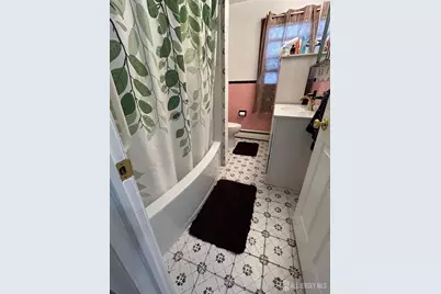 129 Hampton Street, Metuchen, NJ 08840 - Photo 15
